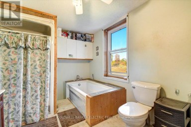 450 THOMASBURG ROAD Centre Hastings Ontario photo 24