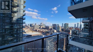 2008 - 77 SHUTER STREET Toronto (Church-Yonge Corridor) Ontario photo 2