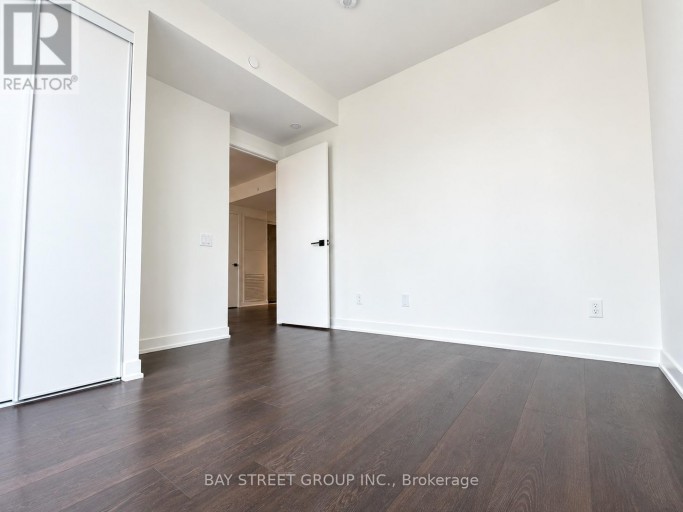 2003 - 319 JARVIS STREET, Toronto (Moss Park), Ontario, M5B0C8