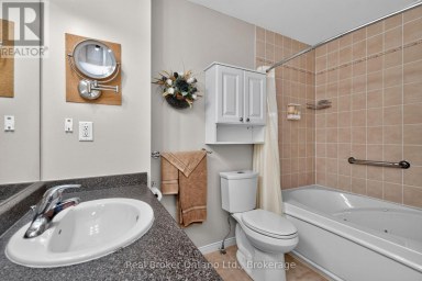 140 SOUTHWINDS CRESCENT Midland Ontario photo 24