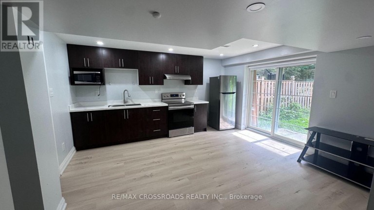 BASEMENT APARTMENT - 2388 DRESS CIRCLE CRESCENT, Oshawa (Windfields), Ontario, L1L0L8