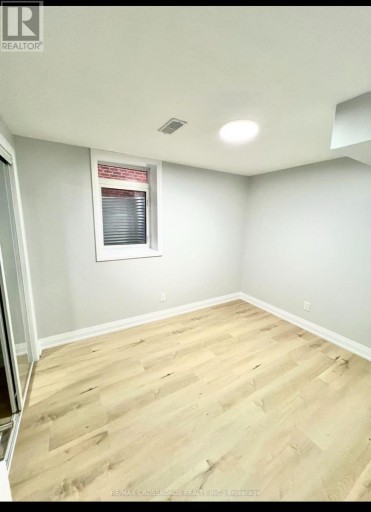 BASEMENT APARTMENT - 2388 DRESS CIRCLE CRESCENT, Oshawa (Windfields), Ontario, L1L0L8