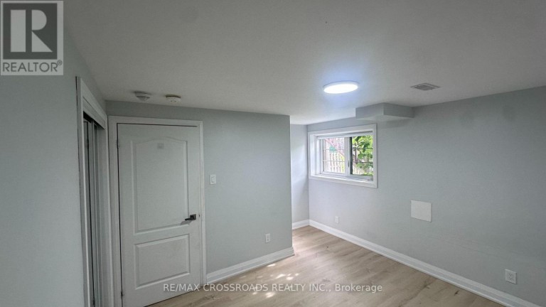 BASEMENT APARTMENT - 2388 DRESS CIRCLE CRESCENT, Oshawa (Windfields), Ontario, L1L0L8
