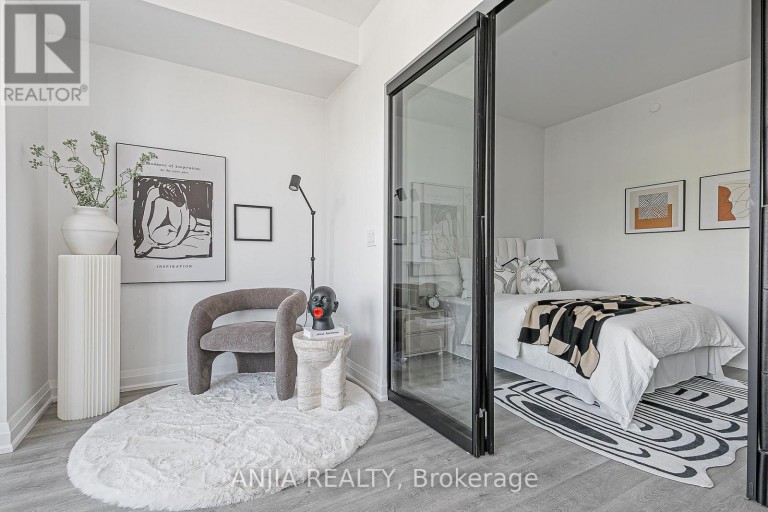 207 - 2369 DANFORTH AVENUE, Toronto (East End-Danforth), Ontario, M4C0B1