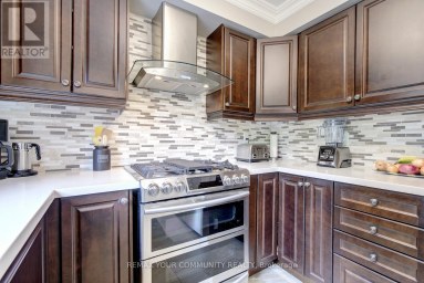265 GOLDEN ORCHARD ROAD Vaughan (Patterson) Ontario photo 18