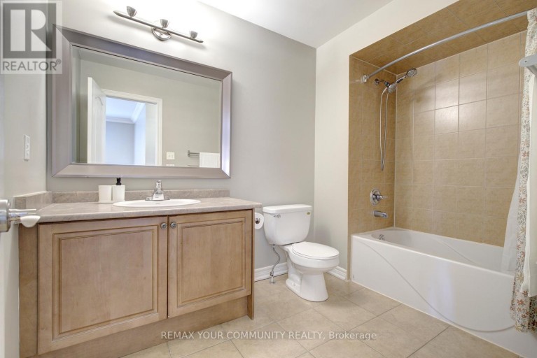265 GOLDEN ORCHARD ROAD, Vaughan (Patterson), Ontario, L6A0N3