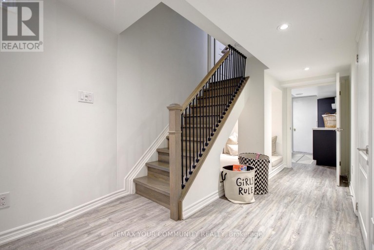265 GOLDEN ORCHARD ROAD, Vaughan (Patterson), Ontario, L6A0N3