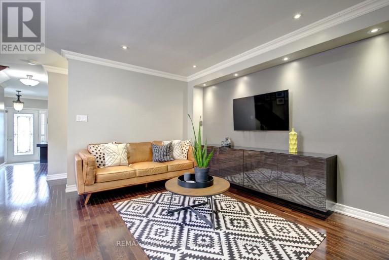 265 GOLDEN ORCHARD ROAD, Vaughan (Patterson), Ontario, L6A0N3