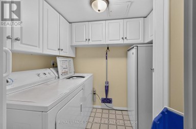 1210 - 50 BAIF BOULEVARD Richmond Hill (North Richvale) Ontario photo 13