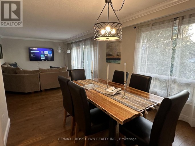 64 MARSHALL STREET, Barrie (Allandale Heights), Ontario, L4N3S8
