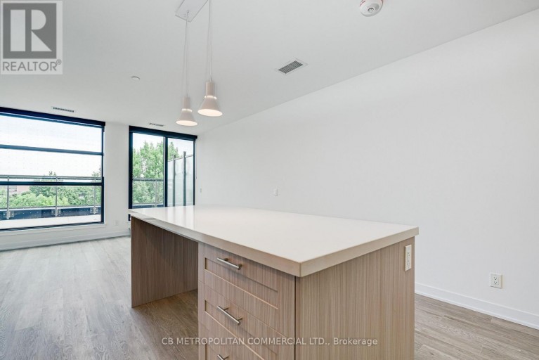 409 - 2946 DUNDAS STREET WEST STREET W, Toronto (Junction Area), Ontario, M6P1Y8
