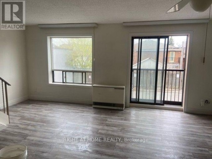 UNIT B - 3358 LAKE SHORE BOULEVARD W, Toronto (Long Branch), Ontario, L8M1M9