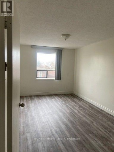 UNIT B - 3358 LAKE SHORE BOULEVARD W, Toronto (Long Branch), Ontario, L8M1M9