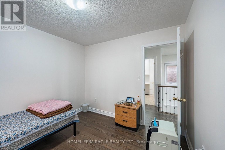 354 PANHELLENIC DRIVE, Mississauga (Meadowvale Village), Ontario, L5W0B9