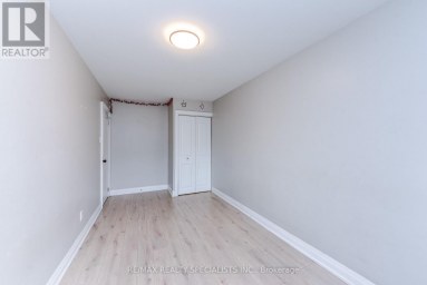 UPPER - 137 AVONDALE BOULEVARD Brampton (Avondale) Ontario photo 28