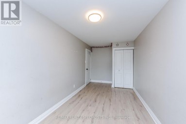 UPPER - 137 AVONDALE BOULEVARD Brampton (Avondale) Ontario photo 29