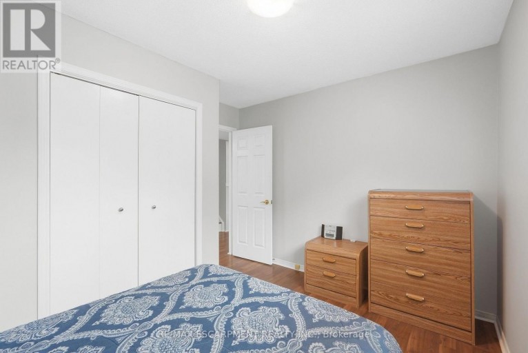 10 AUDUBON STREET N, Hamilton (Stoney Creek Mountain), Ontario, L8J1P7