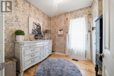 11 ESTHER STREET Brantford Ontario photo 13