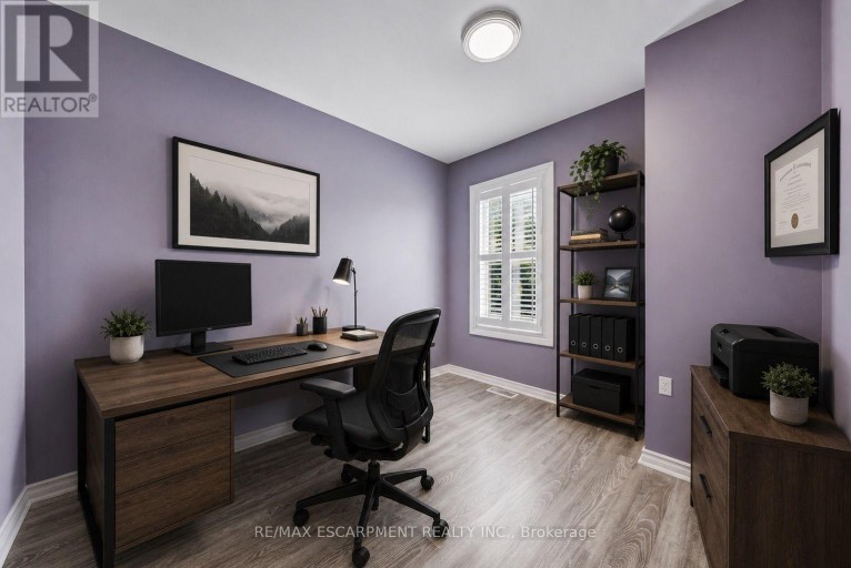 218 GROSVENOR AVENUE N, Hamilton (Crown Point), Ontario, L8L7S9