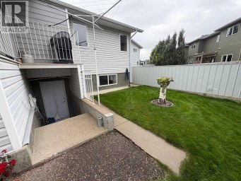 42 Staffordville Crescent N Lethbridge Alberta photo 27