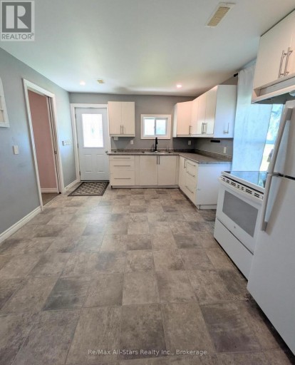 5-7 WELDON ROAD, Kawartha Lakes (Lindsay), Ontario, K9V4R6