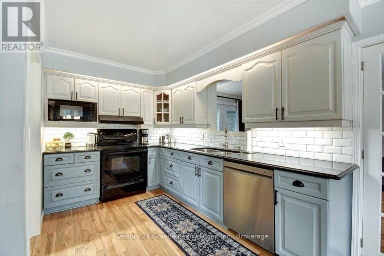 5 FOREST HILL ROAD, Bancroft (Bancroft Ward), Ontario, K0L1C0