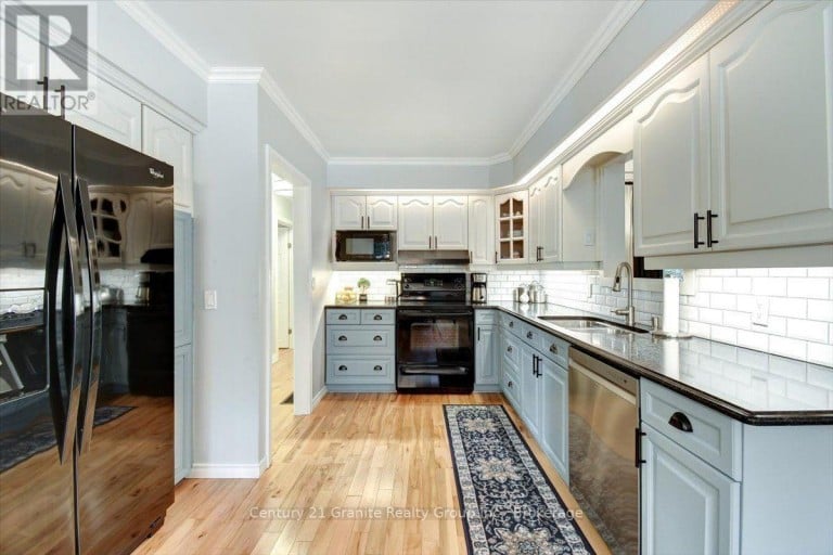 5 FOREST HILL ROAD, Bancroft (Bancroft Ward), Ontario, K0L1C0