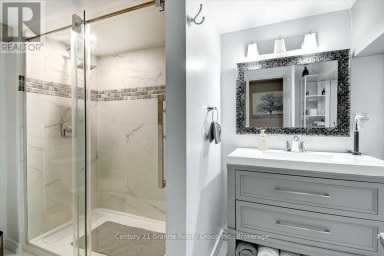 5 FOREST HILL ROAD Bancroft (Bancroft Ward) Ontario photo 41