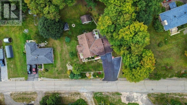 5 FOREST HILL ROAD, Bancroft (Bancroft Ward), Ontario, K0L1C0