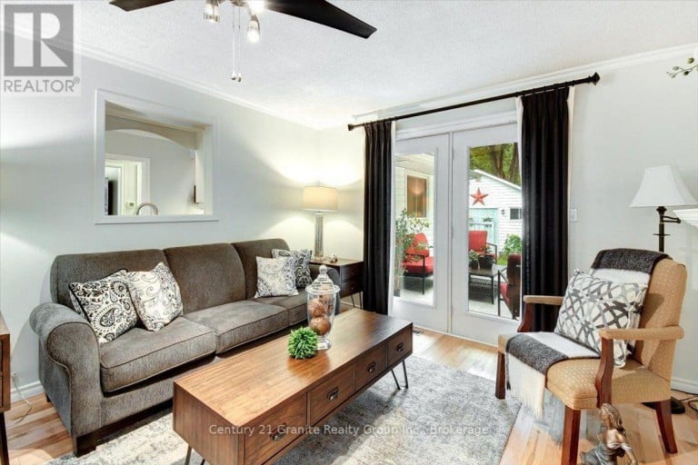 5 FOREST HILL ROAD, Bancroft (Bancroft Ward), Ontario, K0L1C0