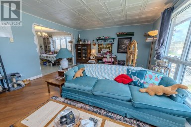 181 MELVILLE ROAD, Prince Edward County (Hillier Ward) Ontario