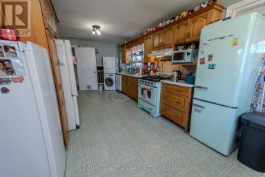 181 MELVILLE ROAD, Prince Edward County (Hillier Ward) Ontario