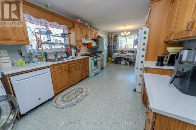 181 MELVILLE ROAD, Prince Edward County (Hillier Ward) Ontario