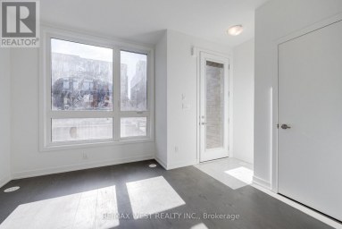 122 GREEN GARDENS BOULEVARD Toronto (Englemount-Lawrence) Ontario photo 3