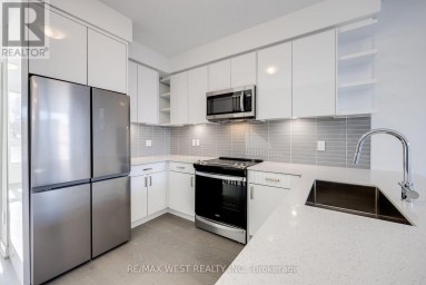 122 GREEN GARDENS BOULEVARD Toronto (Englemount-Lawrence) Ontario photo 5