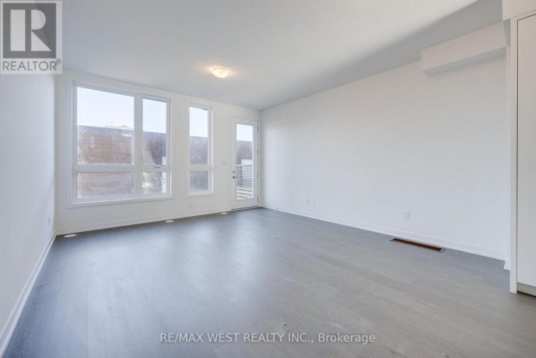 122 GREEN GARDENS BOULEVARD, Toronto (Englemount-Lawrence), Ontario, M6A0E5
