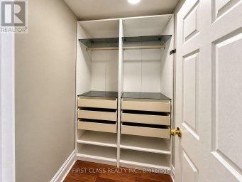 207 - 1231 YONGE STREET Toronto (Rosedale-Moore Park) Ontario photo 16