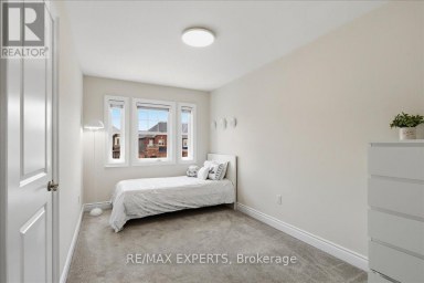 68 LORNE THOMAS PLACE New Tecumseth (Alliston) Ontario photo 21