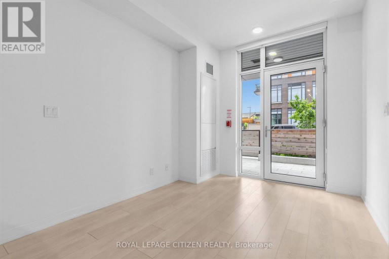 B-0103 - 7950 BATHURST STREET, Vaughan (Beverley Glen), Ontario, L4J0L4