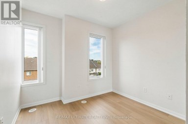 26 WALTER DOVE COURT Aurora (Bayview Wellington) Ontario photo 15