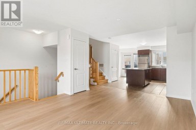 26 WALTER DOVE COURT Aurora (Bayview Wellington) Ontario photo 3