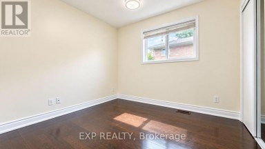 3425 LADDIE CRESCENT Mississauga (Malton) Ontario photo 15