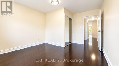 3425 LADDIE CRESCENT Mississauga (Malton) Ontario photo 19