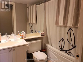 1929 - 3888 DUKE OF YORK BOULEVARD S Mississauga (City Centre) Ontario photo 11
