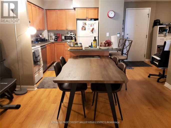 1929 - 3888 DUKE OF YORK BOULEVARD S, Mississauga (City Centre), Ontario, L5A4P5