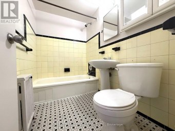 402 - 1490 EGLINTON AVENUE W Toronto (Briar Hill-Belgravia) Ontario photo 11