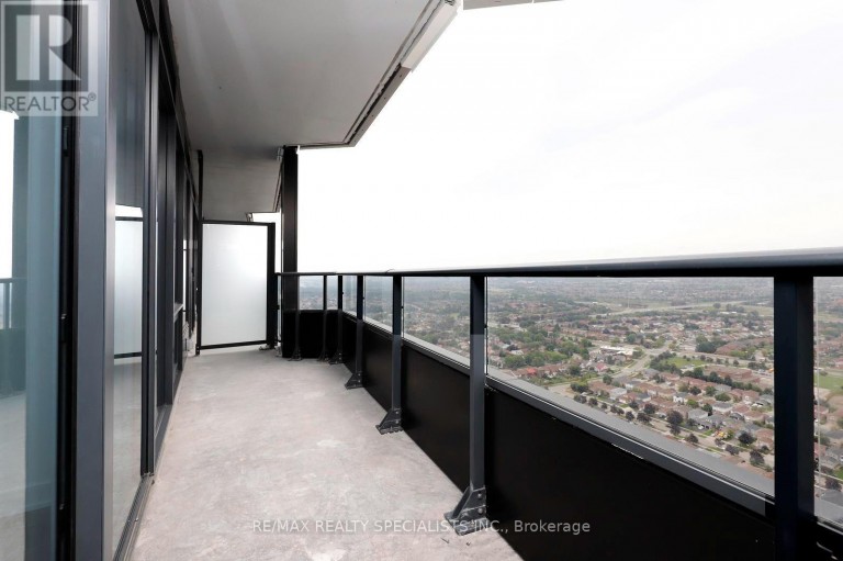 3804 - 448 BURNHAMTHORPE ROAD W, Mississauga (City Centre), Ontario, L5B0R4