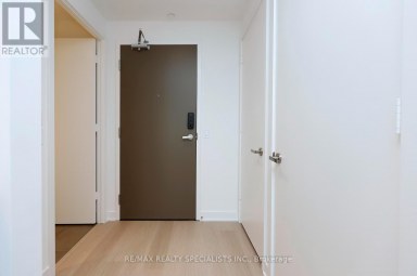 3804 - 448 BURNHAMTHORPE ROAD W Mississauga (City Centre) Ontario photo 5