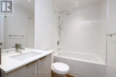 3804 - 448 BURNHAMTHORPE ROAD W Mississauga (City Centre) Ontario photo 7