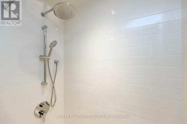 3804 - 448 BURNHAMTHORPE ROAD W Mississauga (City Centre) Ontario photo 9